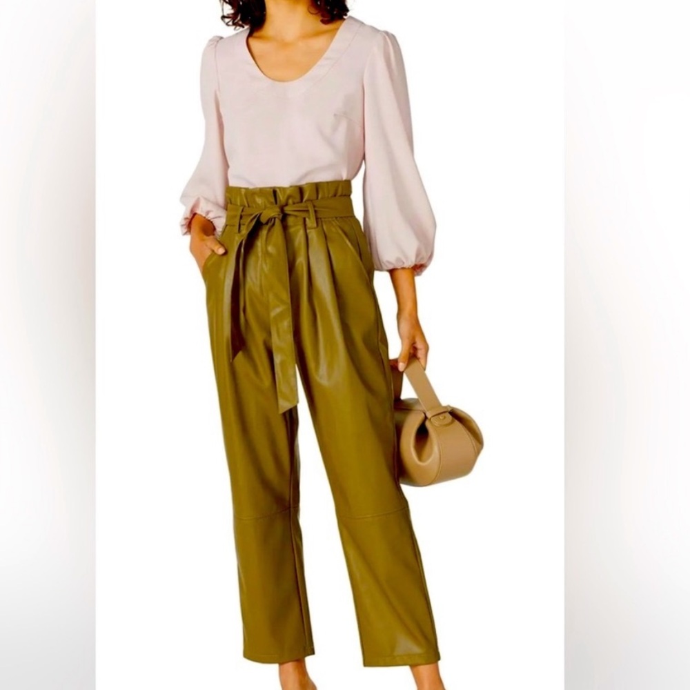 Trina Turk feminine U - Neck Blouse Ruched detail at cuff and shoulder Size M
